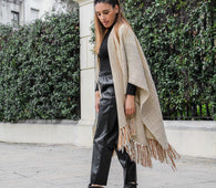 Artesania Regional - Poncho Amaia - Lana de merino -
