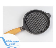Provoletera en Hierro de Fundición NO Enlosado c/ Mango de Madera de 12cm. de Diametro